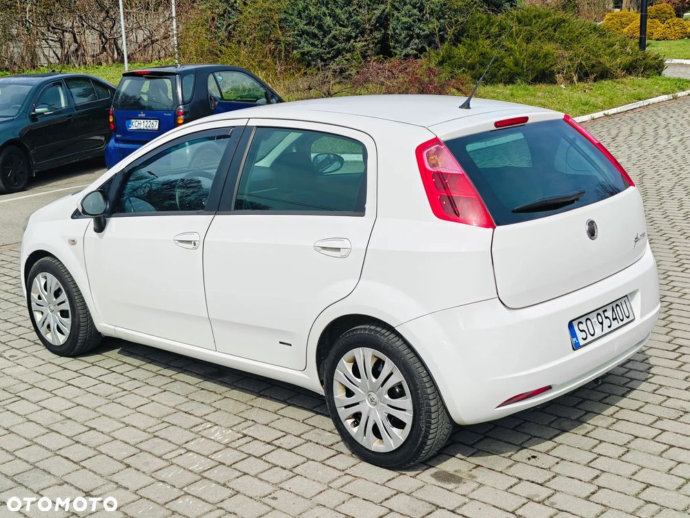 Fiat Grande Punto 1.4 8V Emotion - 16