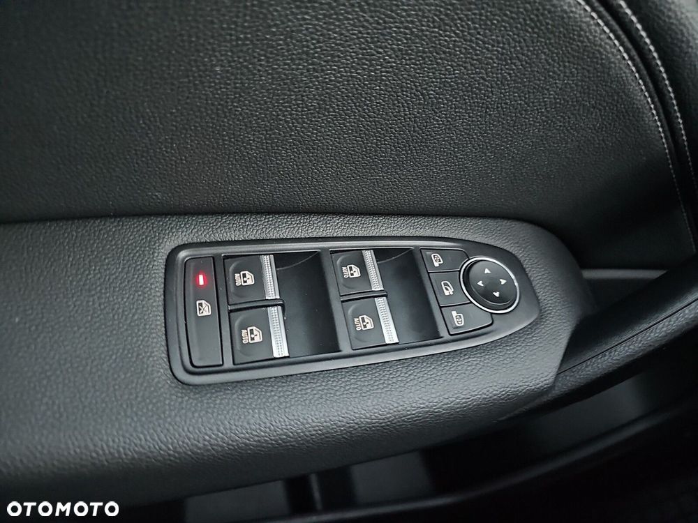 Renault Captur 1.3 TCe mHEV Techno EDC - 25