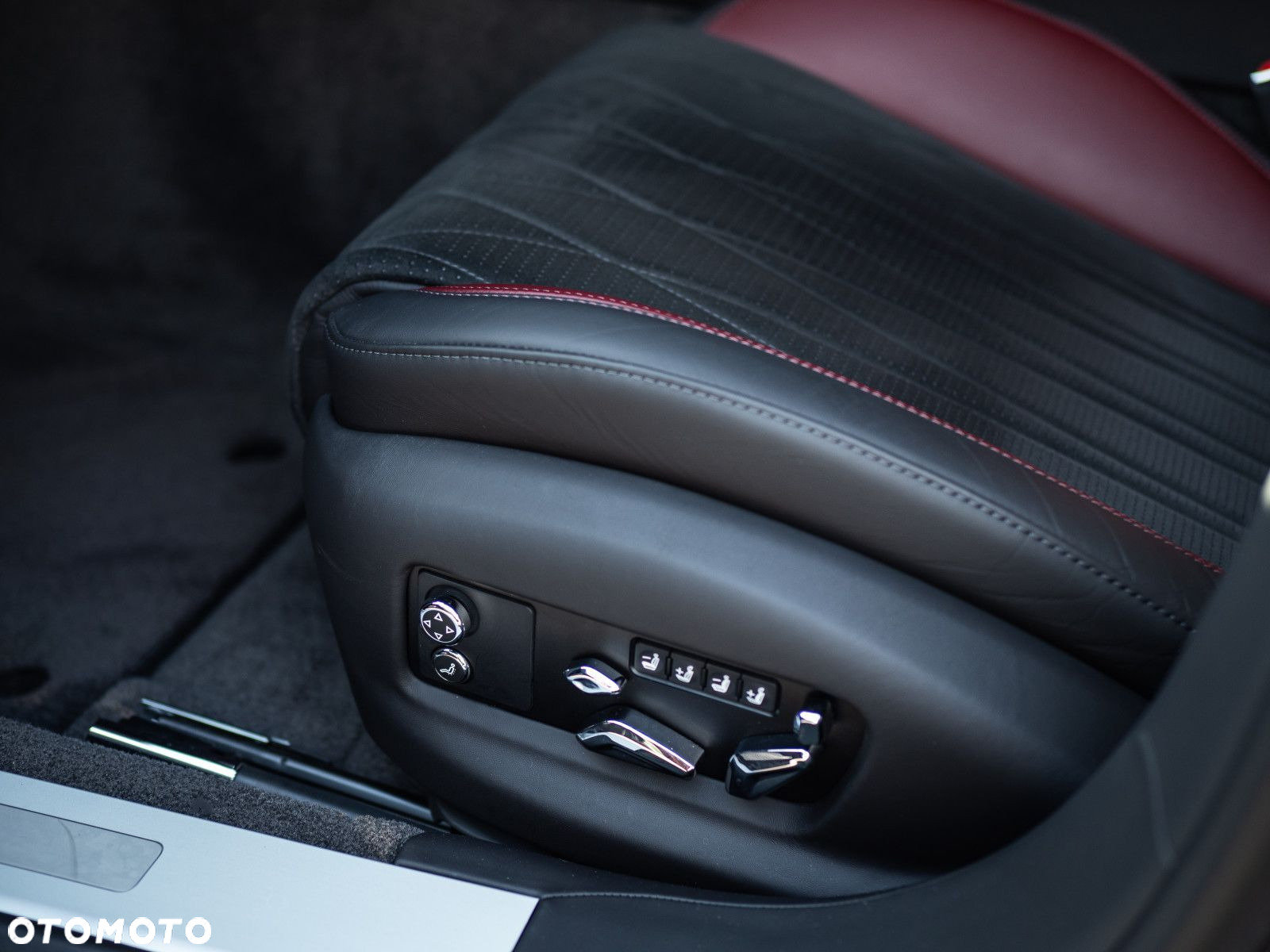 Bentley Flying Spur - 14