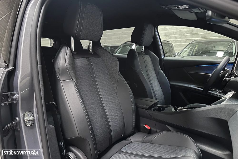 Peugeot 3008 1.6 Hybrid Allure e-EAT8 - 11