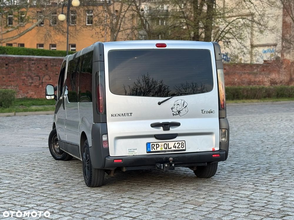 Renault Trafic 2.5 DCI 135 KM - 13