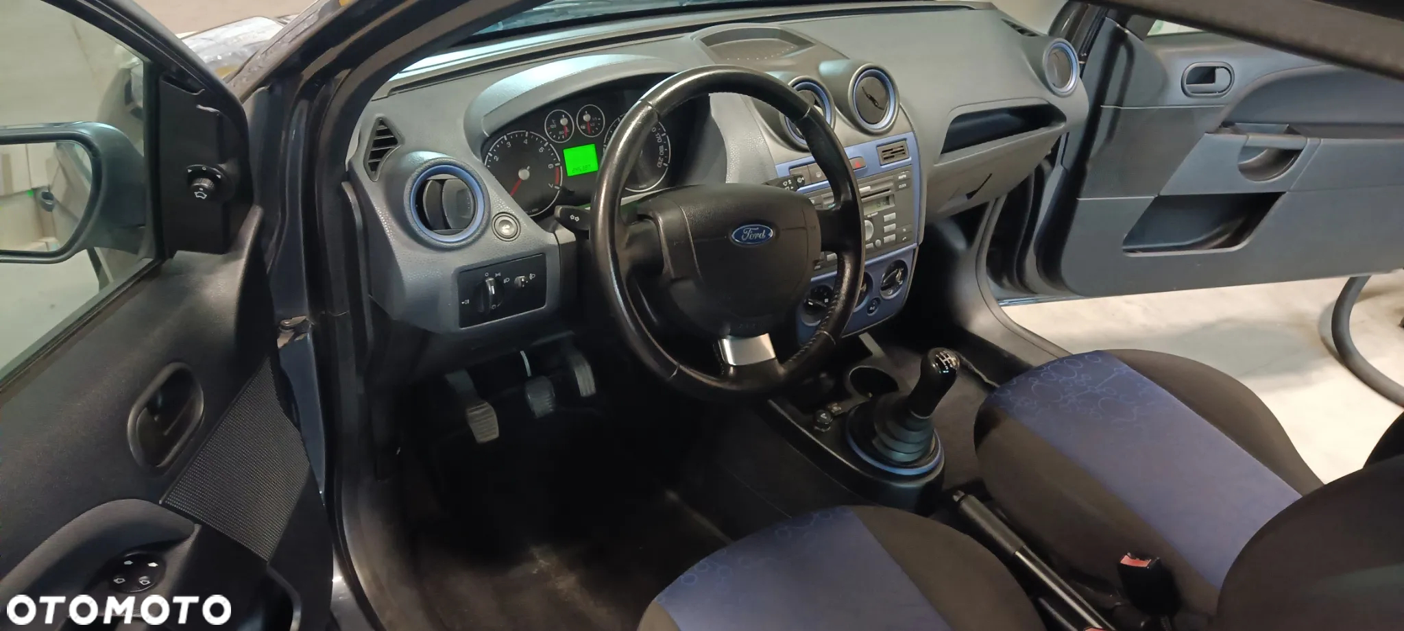 Ford Fiesta 1.3 Ambiente - 7