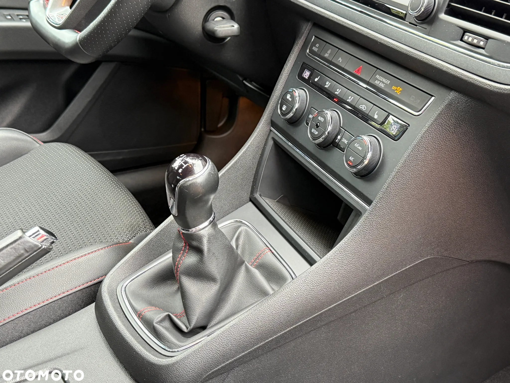 Seat Leon 2.0 TDI DPF Start&Stop FR - 25