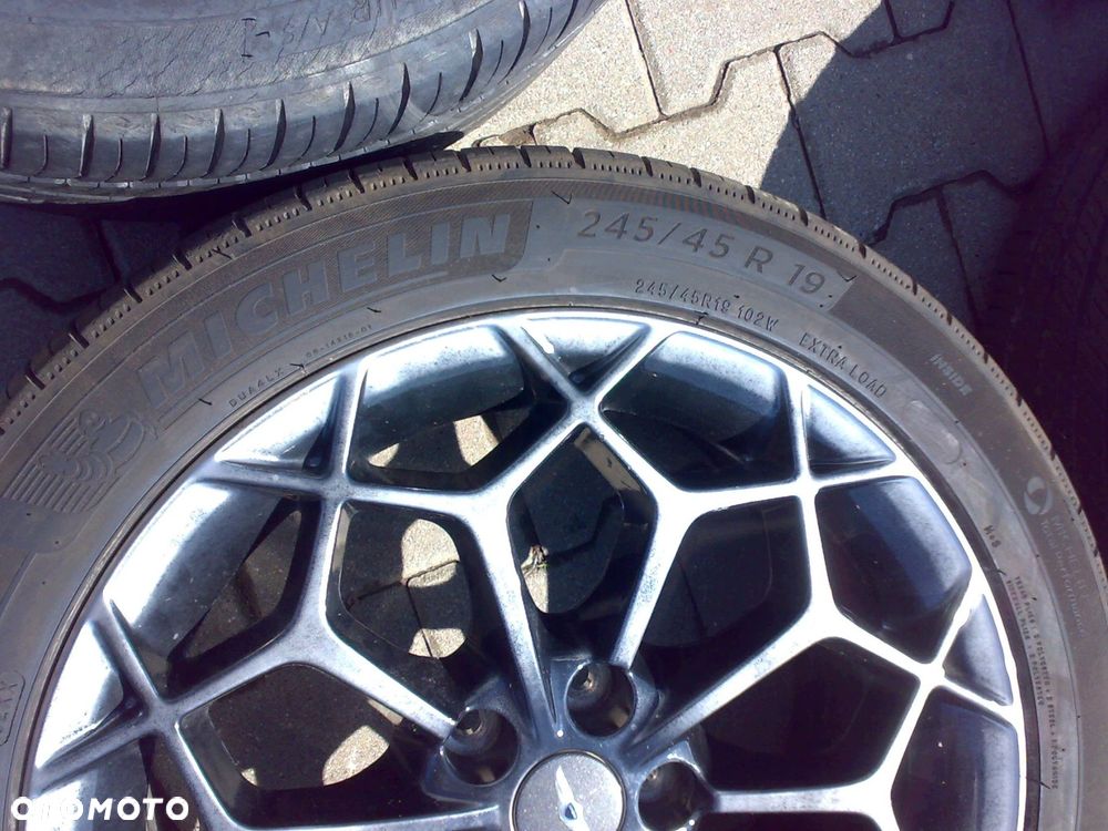 genesis g80 2021 - koła felgi 19'' orginał 245/45r19 275/40r19 5x114,3 - 3