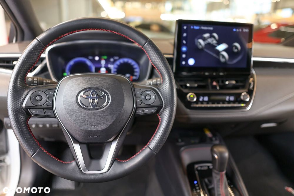 Toyota Corolla 2.0 Hybrid GR Sport Dynamic - 22