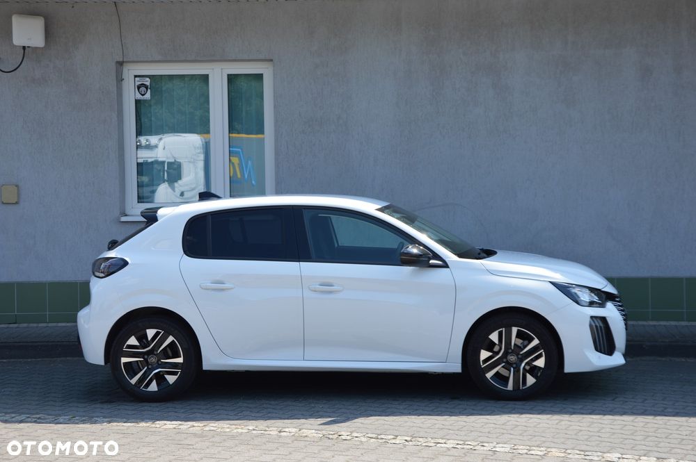 Peugeot 208 PureTech 100 Allure - 11