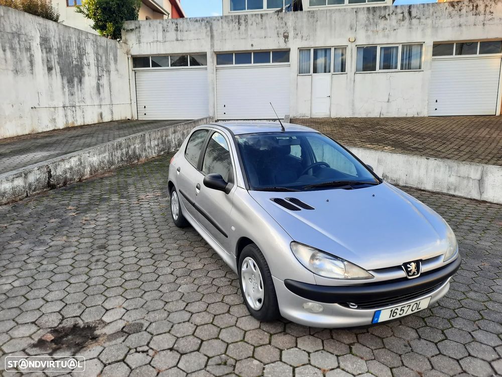 Peugeot 206 1.1 Color Line - 2