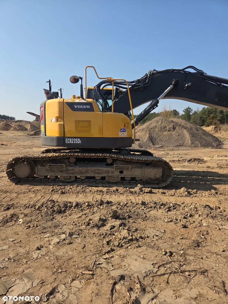 Volvo ECR235 - 6