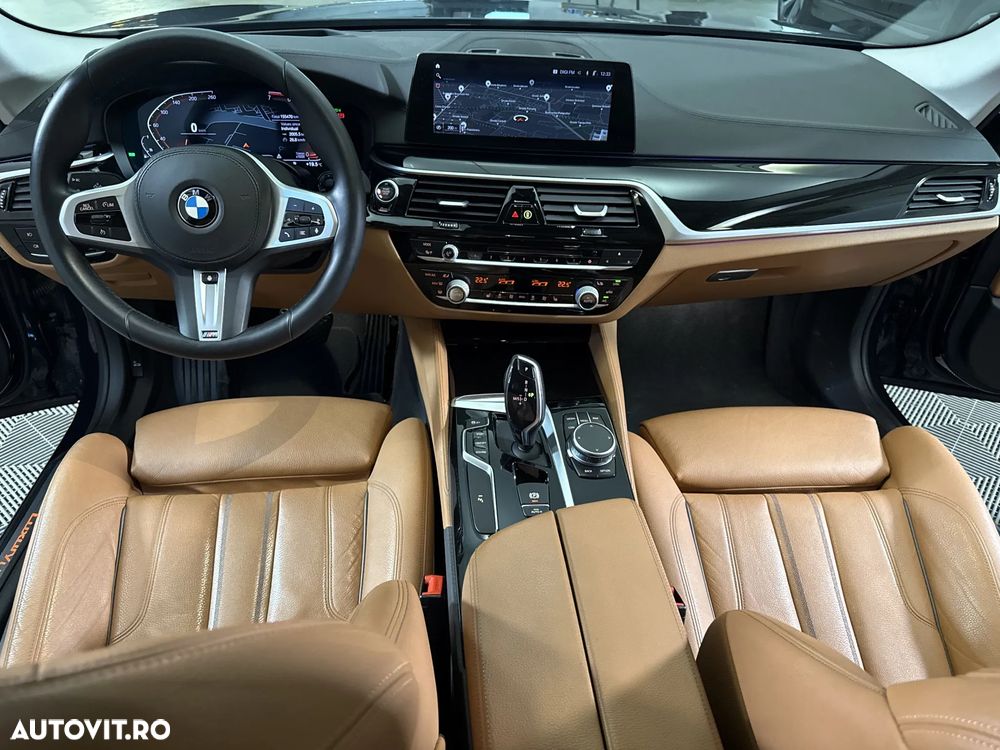 BMW Seria 5 530i Aut. Luxury Line - 10