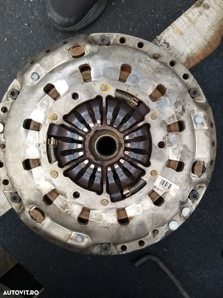 Kit Ambreiaj cod: 9176204 pentru Volvo S60 2.4 din 2005 - 1