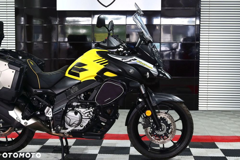 Suzuki V-STROM - 20