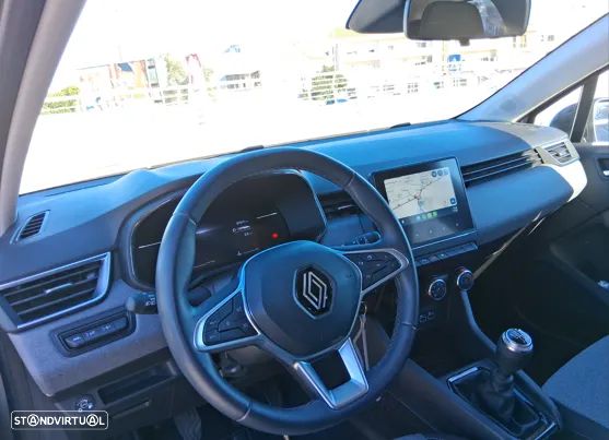 Renault Clio 1.0 TCe Techno Bi-Fuel - 4