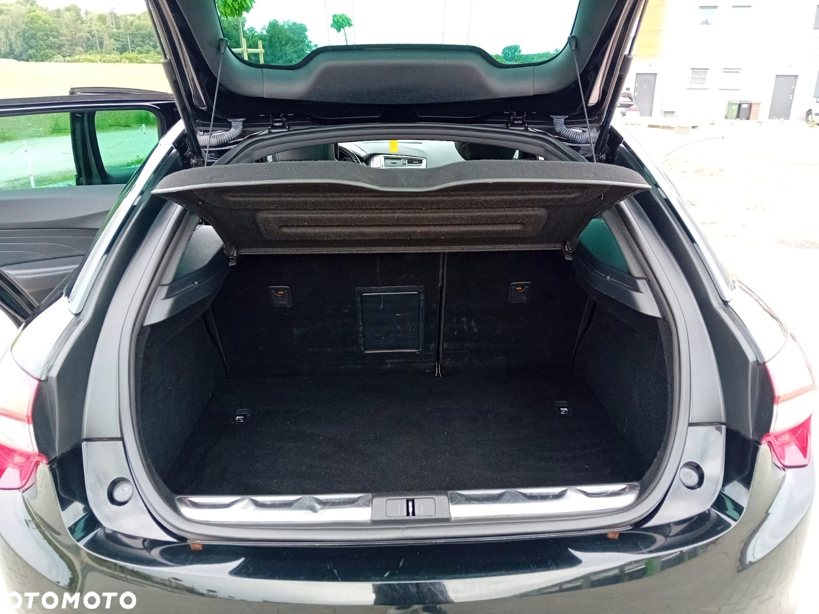 Citroën DS5 HDi 165 SportChic - 17
