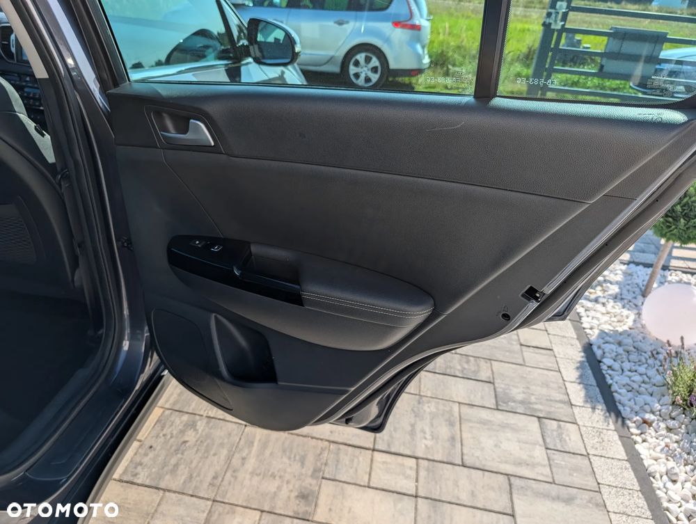 Kia Sportage 1.7 CRDI XL 2WD - 30