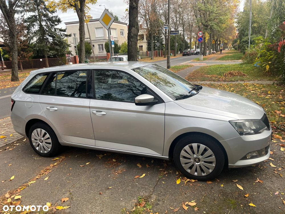 Skoda Fabia 2016 photo 3