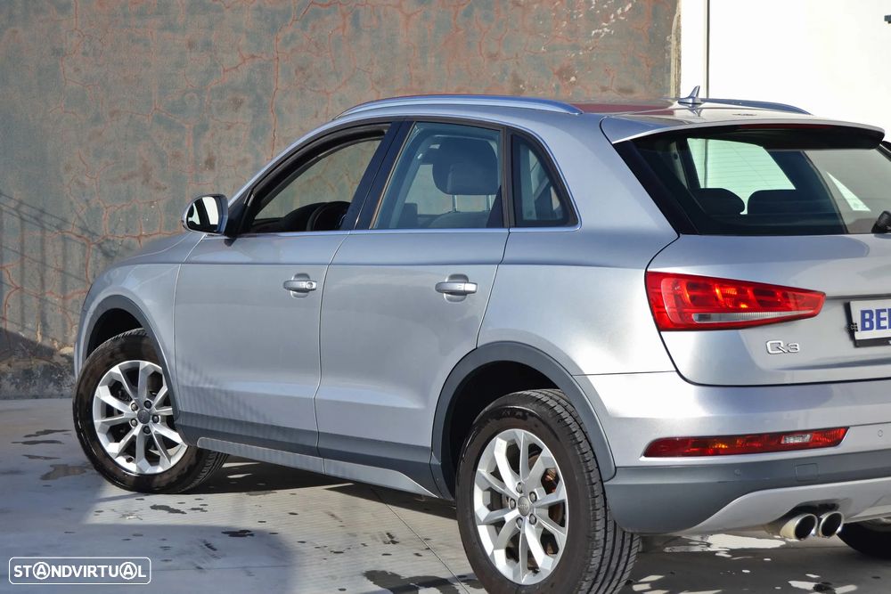 Audi Q3 2.0 TDI quattro Design S tronic - 11