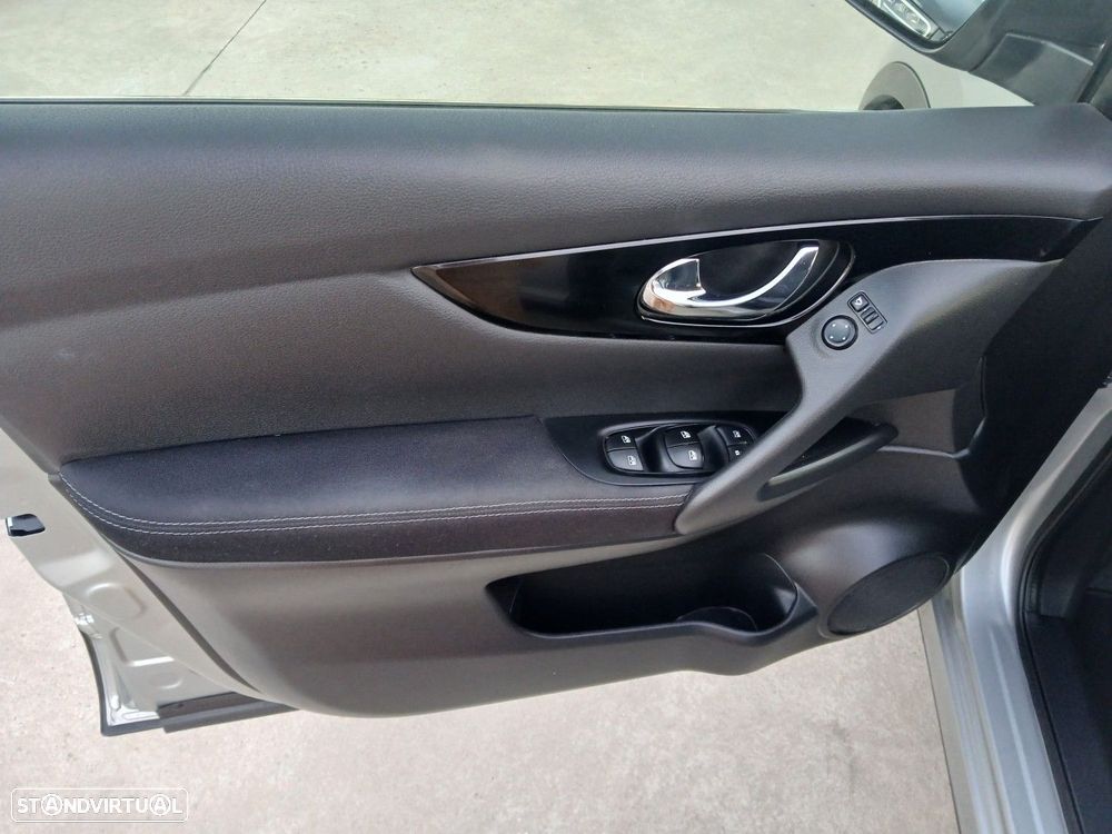 Nissan Qashqai 1.5 dCi Acenta C/Barras de Tejadilho DCT - 13