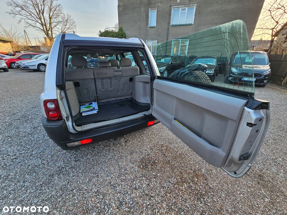 Land Rover Freelander 2.0 D - 9
