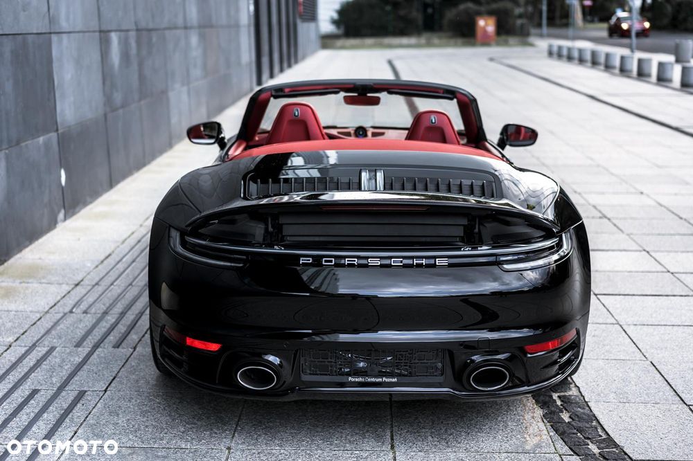 Porsche 911 Carrera S PDK - 18