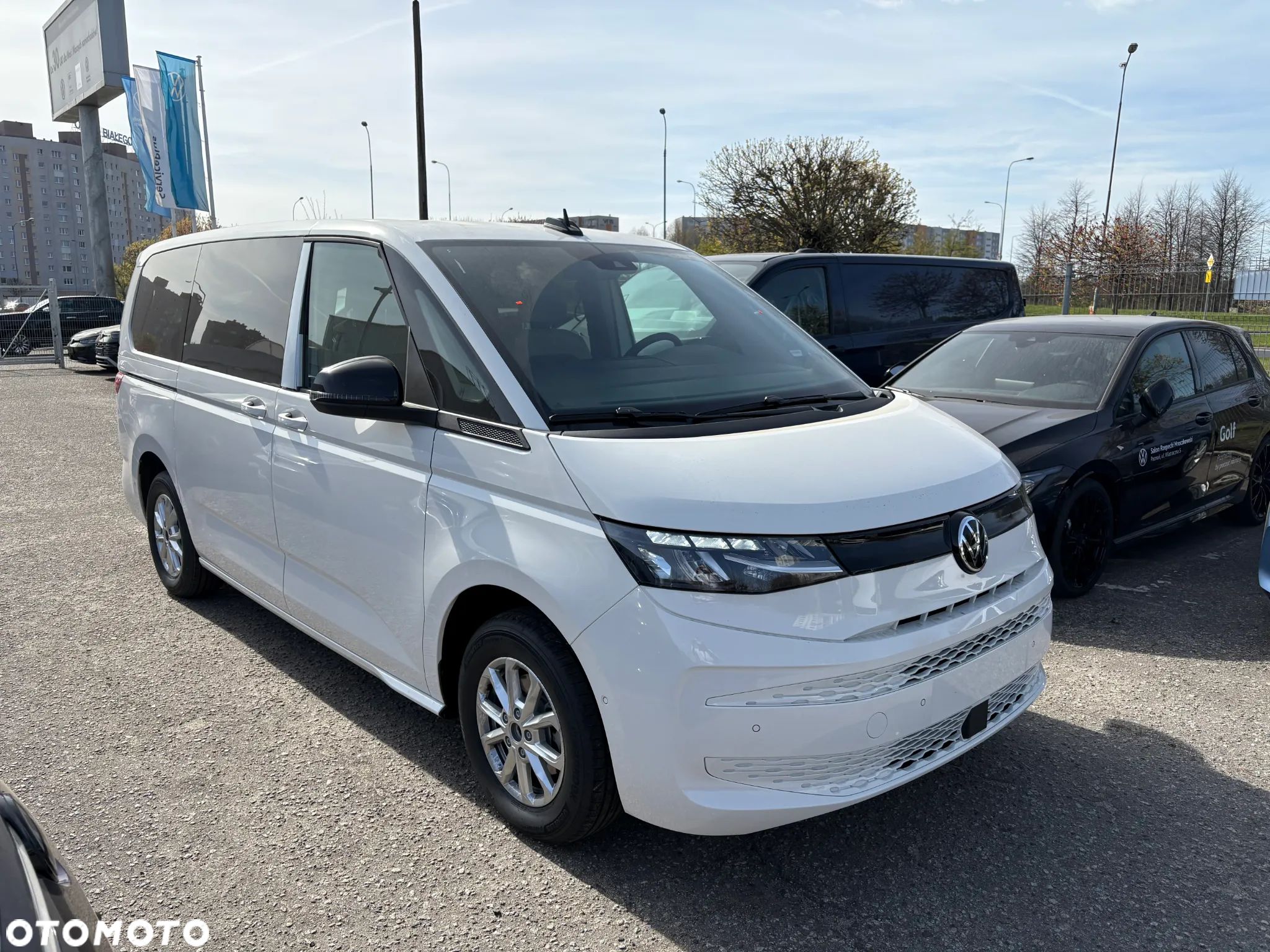 Volkswagen Multivan - 1
