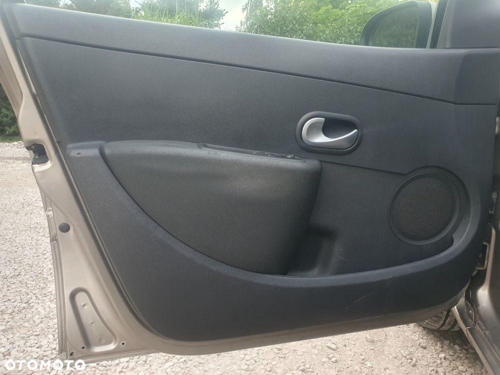 Renault Clio 1.2 16V TCE Tech Run - 6