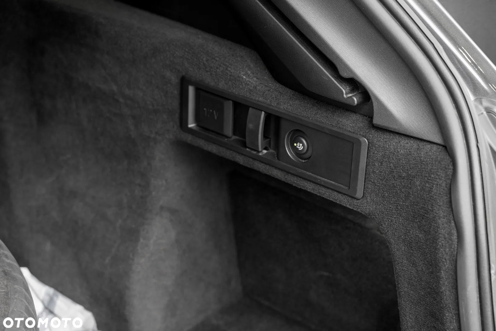 BMW Seria 3 330e Touring xDrive M Sport - 2