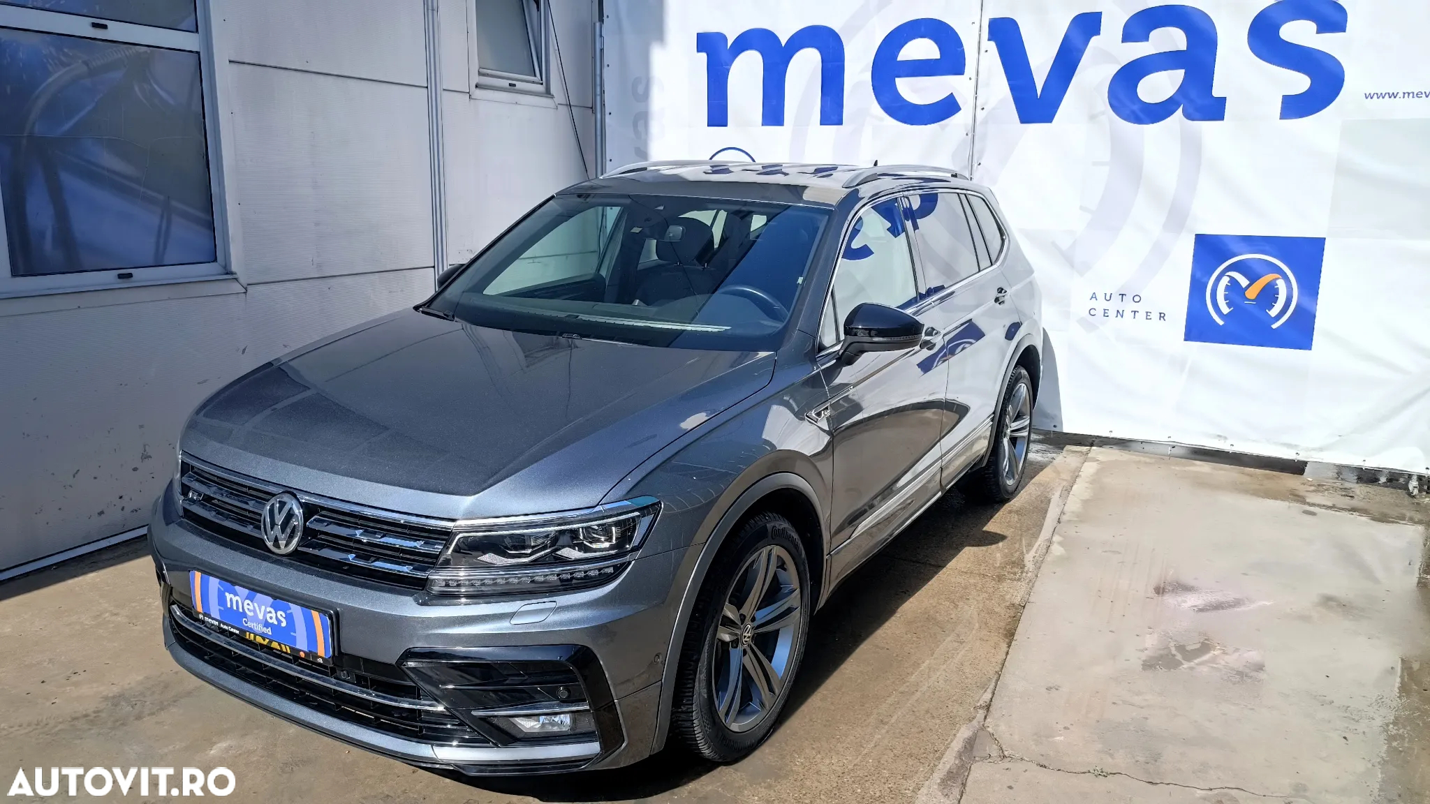 Volkswagen Tiguan 2.0 TDI DSG 4Mot Highline - 10