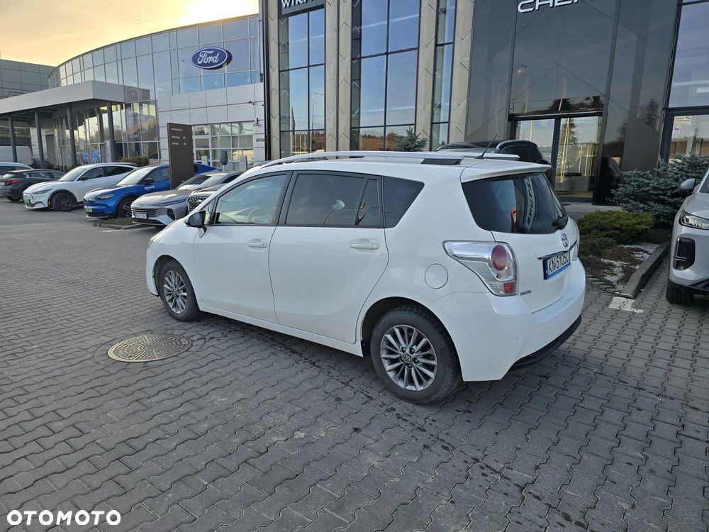 Toyota Verso 1.6 D-4D Active - 5