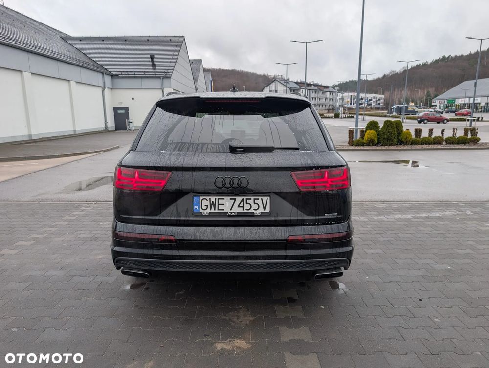 Audi Q7 3.0 TFSI Quattro Tiptronic - 7