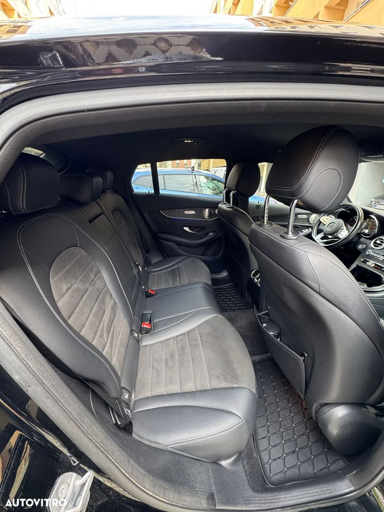 Mercedes-Benz GLC Coupe 300 4MATIC - 6