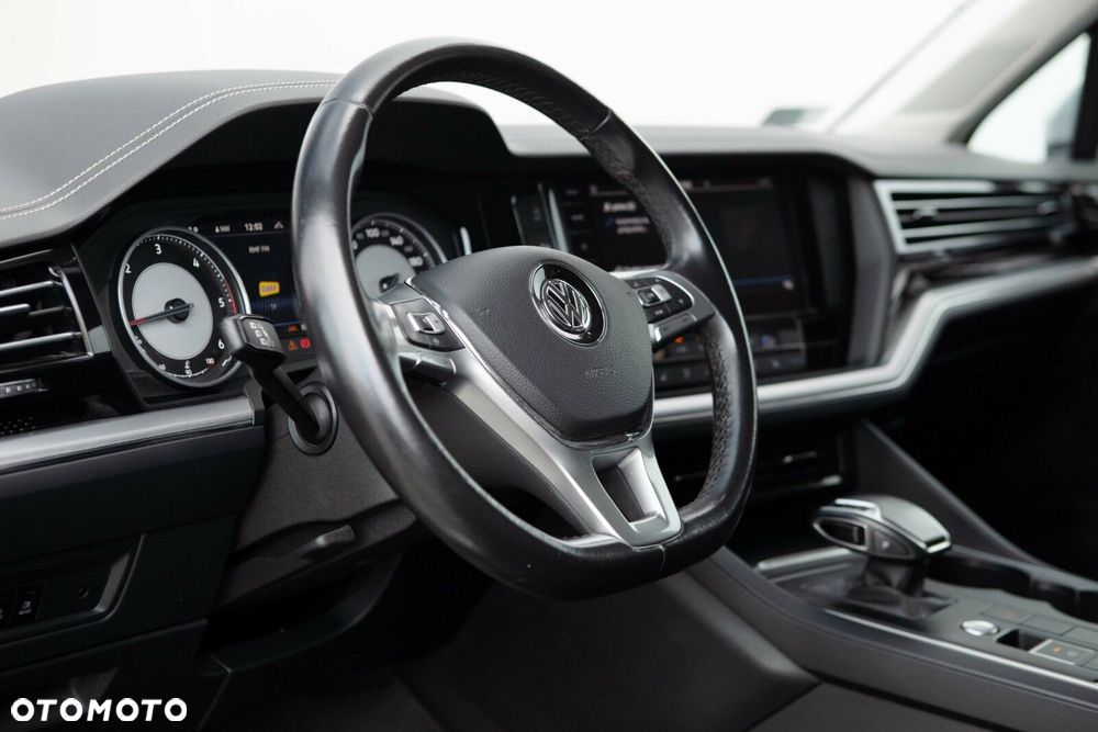 Volkswagen Touareg 3.0 V6 TDI SCR 4Mot - 18