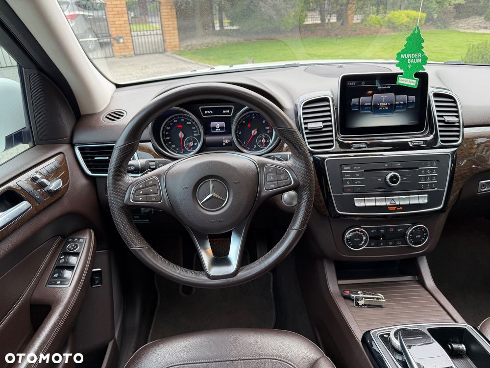 Mercedes-Benz GLE - 19