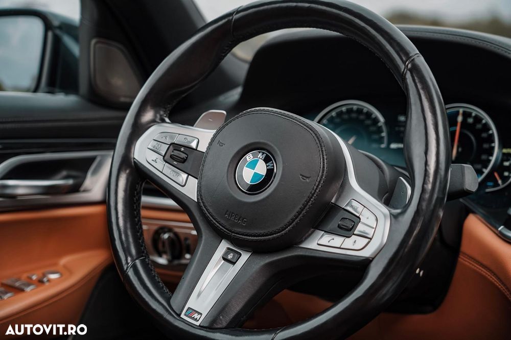 BMW Seria 7 740e iPerformance - 8