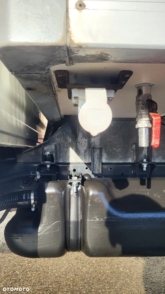 Iveco Daily 35c13 / 35c15/50c15/ mroźnia - 32