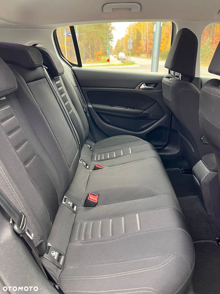 Peugeot 308 1.6 e-HDi Allure S&S - 13