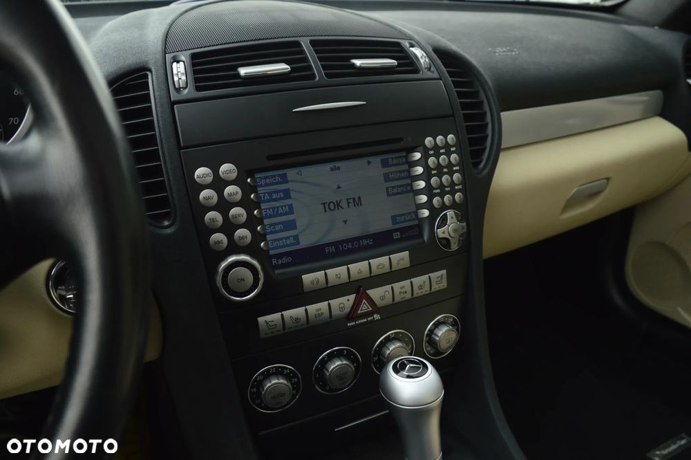 Mercedes-Benz SLK - 18