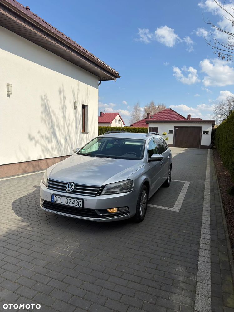 Volkswagen Passat - 2