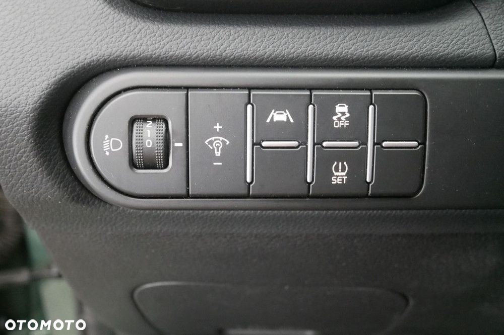 Kia Ceed 1.5 T-GDI L - 24