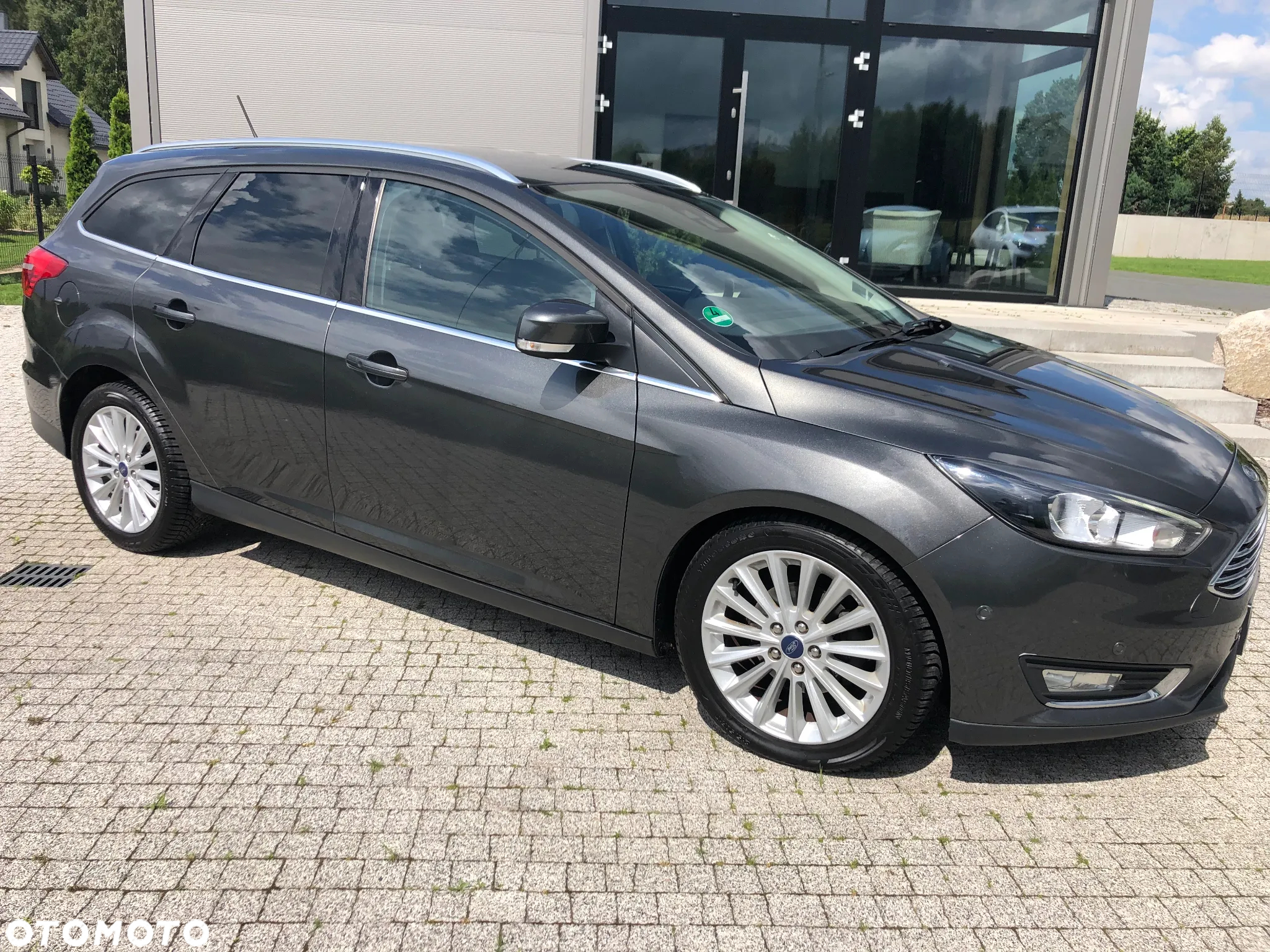 Ford Focus 1.0 EcoBoost Titanium - 4