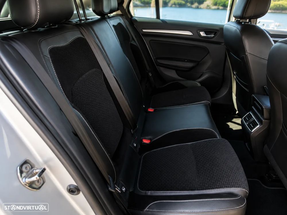 Renault Mégane Sport Tourer ENERGY dCi 110 EDC LIMITED - 27
