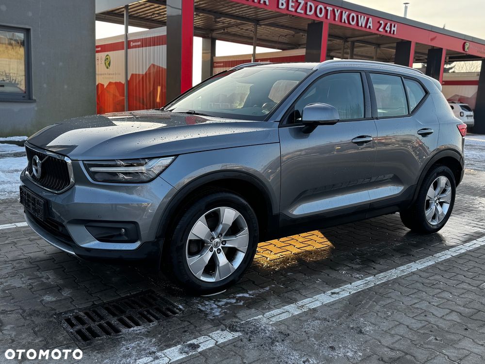 Volvo XC 40 D3 Momentum Pro - 2