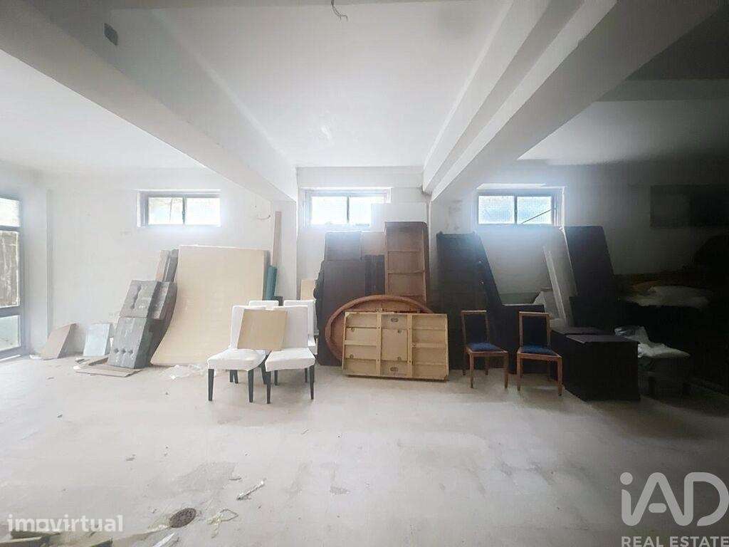Garagem em Ericeira de 166 m2 - Grande imagem: 2/19