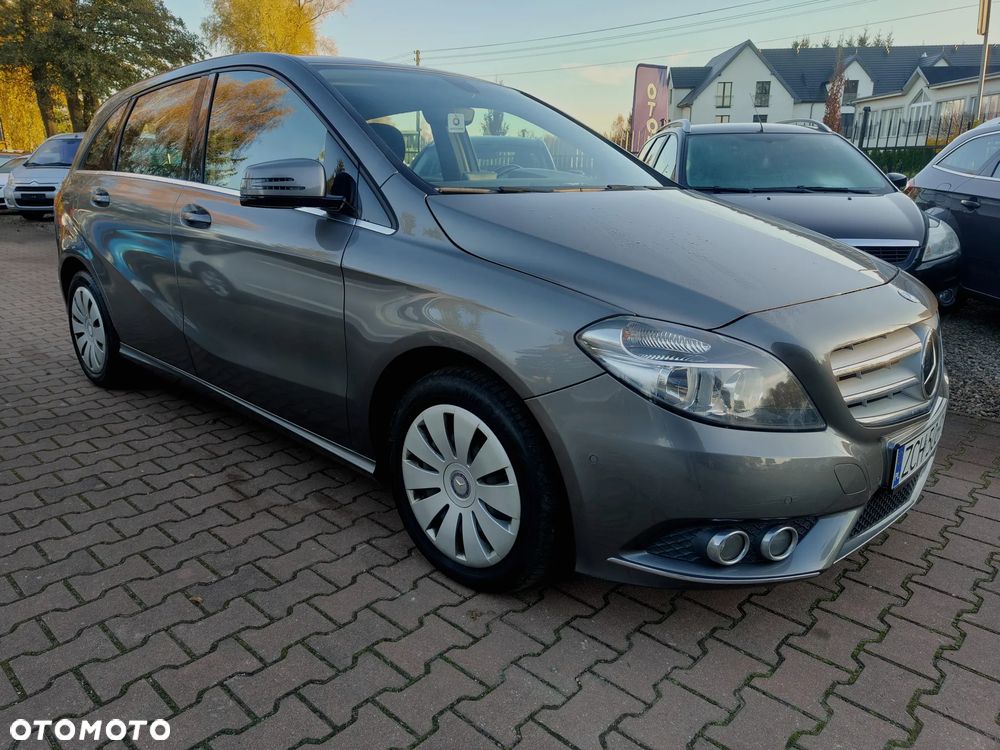 Mercedes-Benz Klasa B 180 CDI (BlueEFFICIENCY) - 2