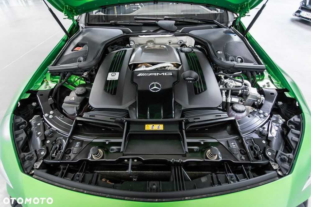 Mercedes-Benz AMG GT - 20