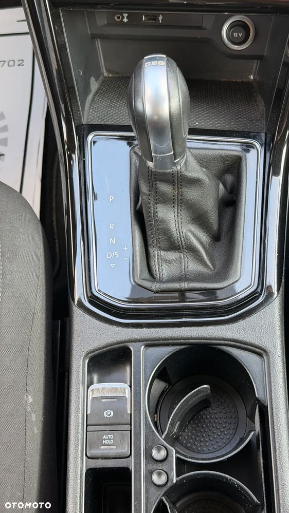 Volkswagen Touran 1.4 TSI BMT Highline DSG - 20