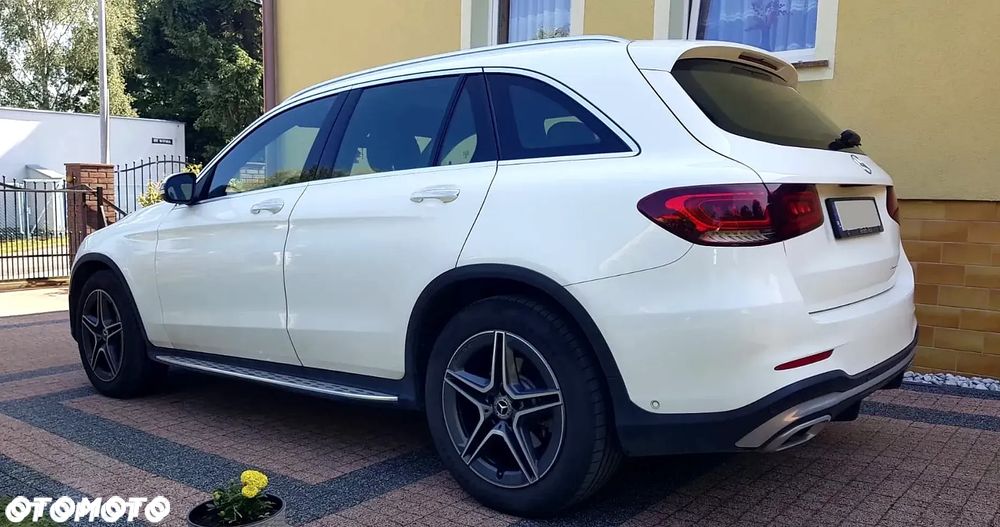 Mercedes-Benz GLC 220 d 4Matic 9G-TRONIC AMG Line - 5