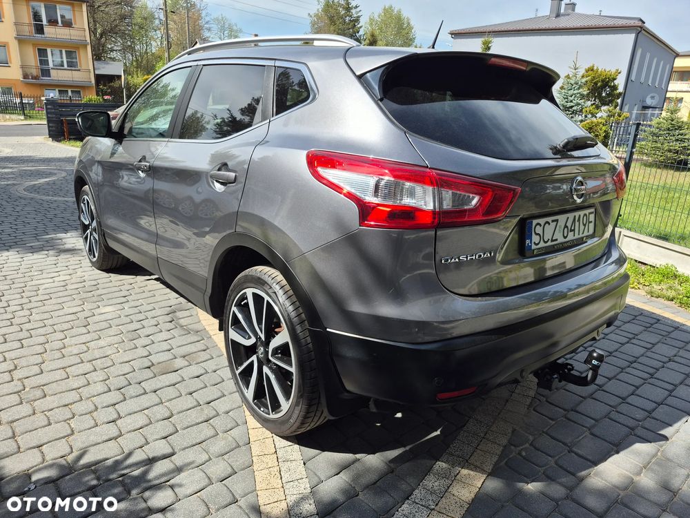 Nissan Qashqai 1.6 DIG-T 360 - 3