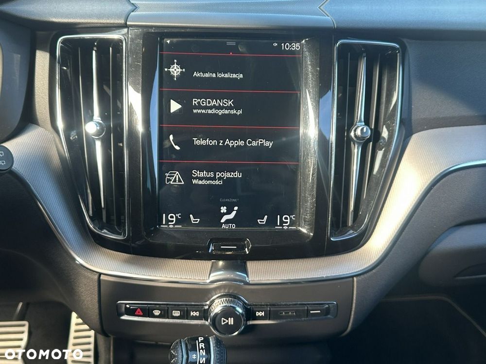 Volvo XC 60 D4 AWD R-Design - 18