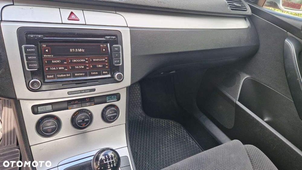 Volkswagen Passat 1.8 TSI Highline - 12