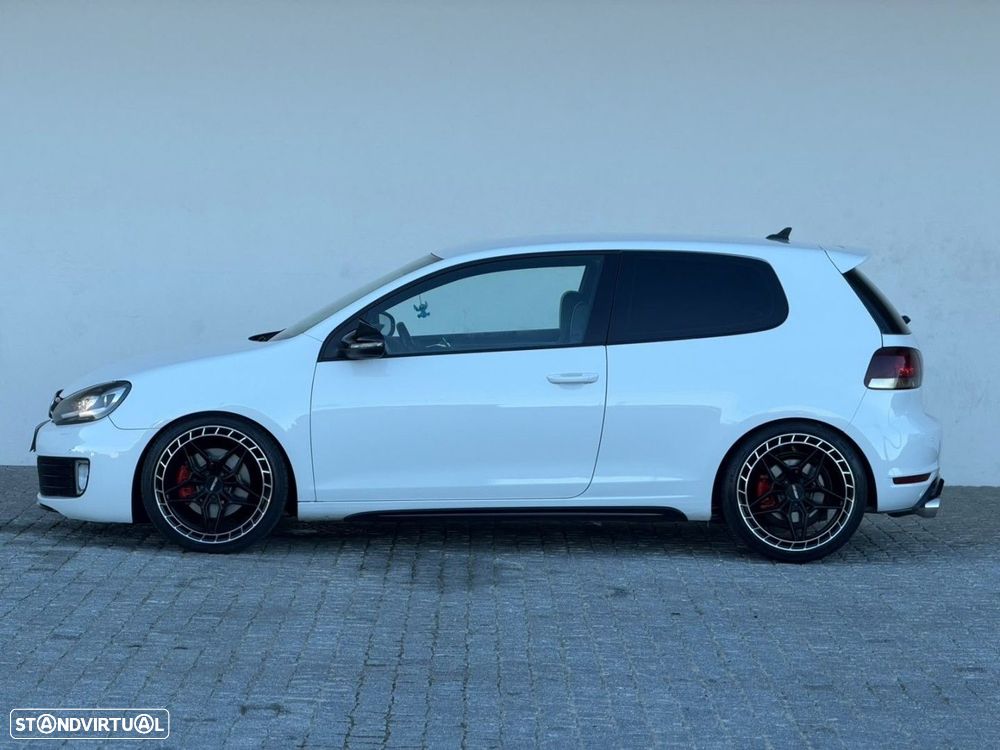 VW Golf 2.0 GTI DSG - 4